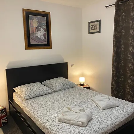 Apartment Agreable Rez De Jardin Avec Piscine Et Jacuzzi *