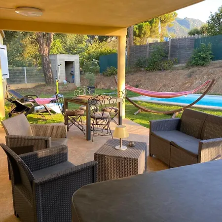 Agreable Rez De Jardin Avec Piscine Et Jacuzzi Διαμέρισμα *